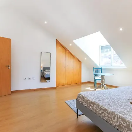 Apartment Portucale ! Concept Campo Ourique