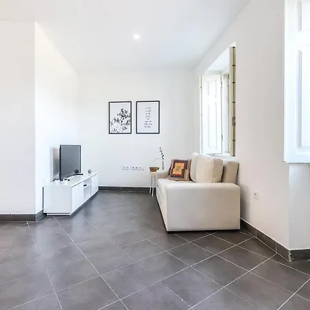 Portucale ! Concept Campo Ourique Apartment Lissabon
